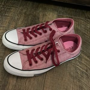 Converse low top